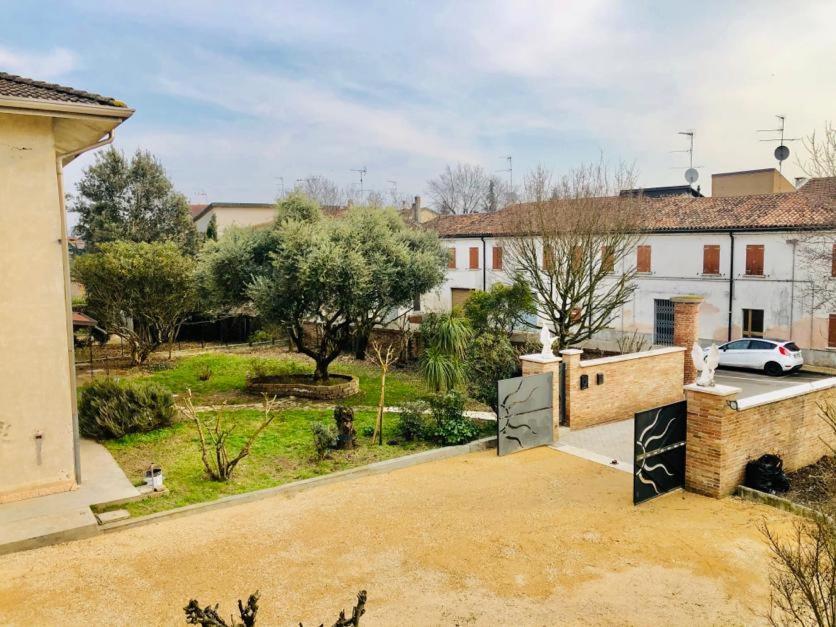 B&B Villa Ermanna Mantova Exterior photo
